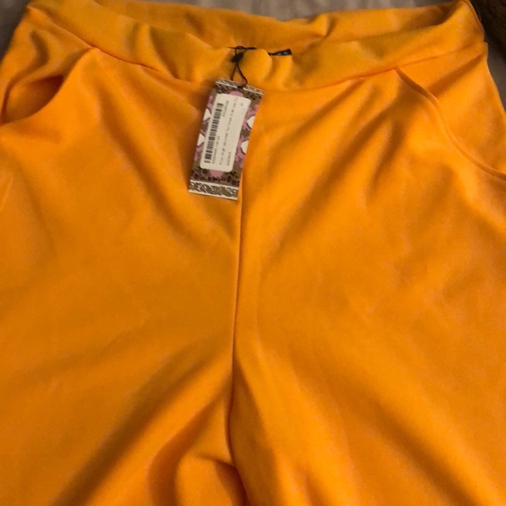 Boohoo Rust Colored Trousers
